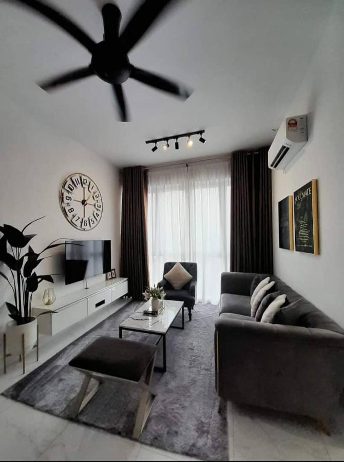 Izz'Man Homestay Level 33 Troika 哥打巴鲁 外观 照片